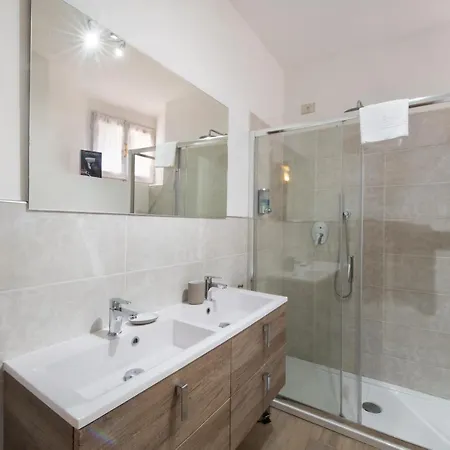 Apartment Boulevard *